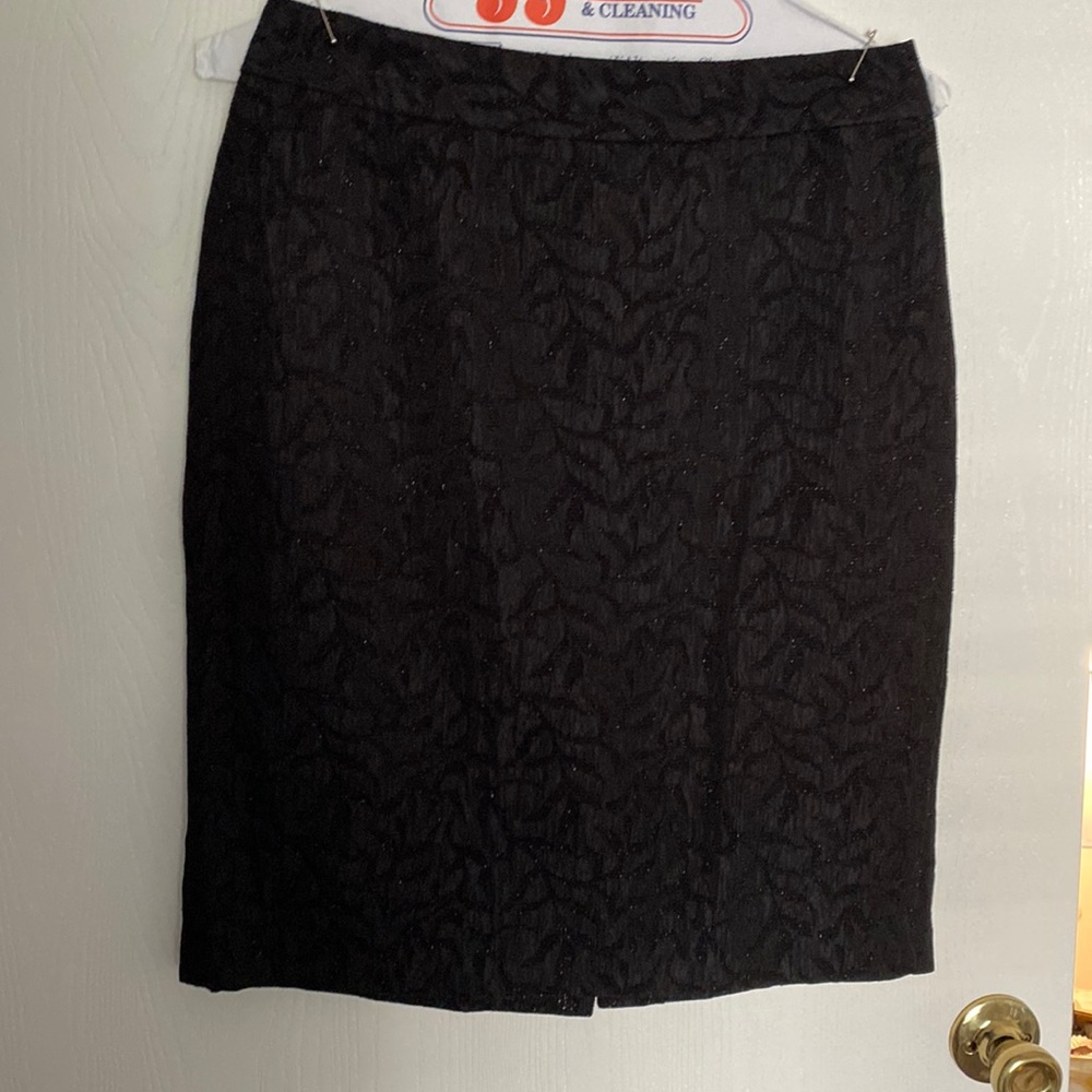 Pencil skirt black lined